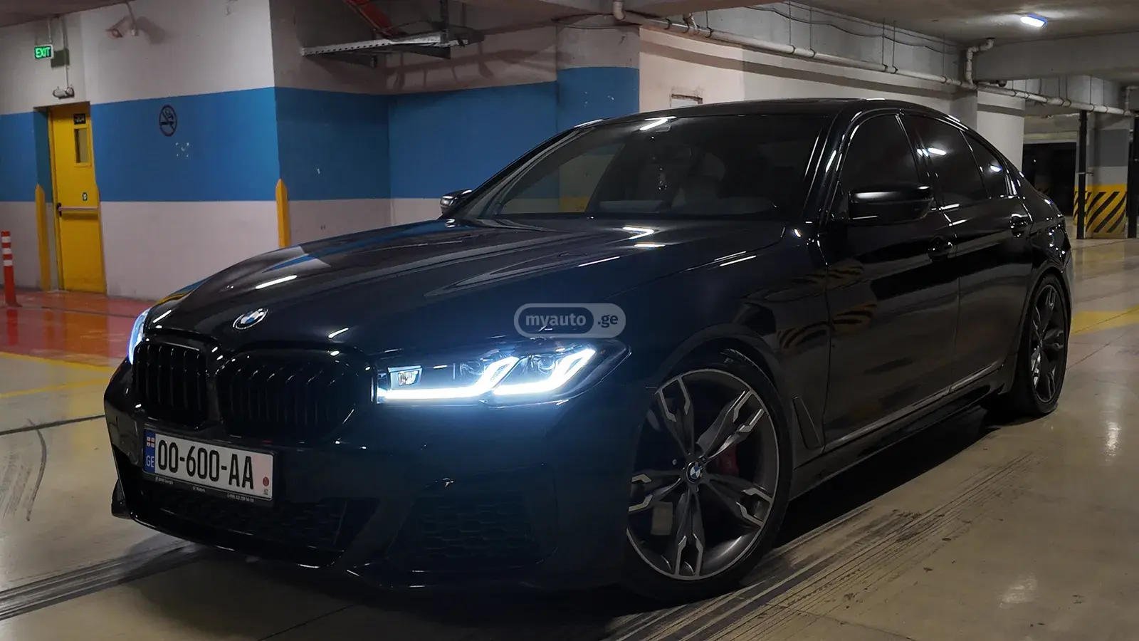 BMW M550 2022 — photo 2