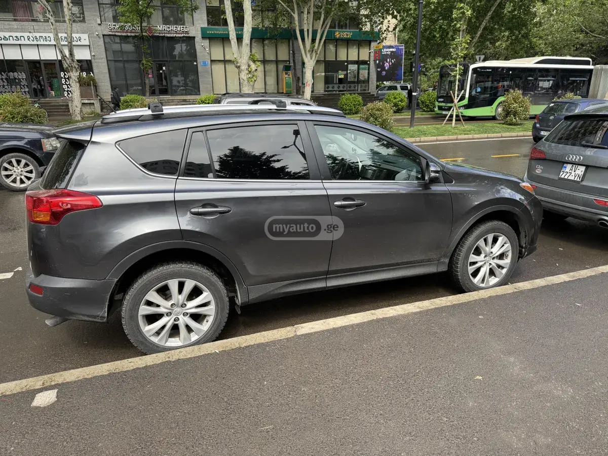 Toyota RAV4 2014 — photo 2