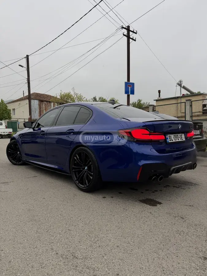 BMW M5