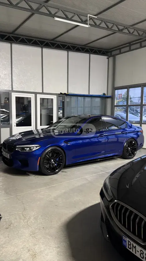 BMW M5 2019 — photo 2