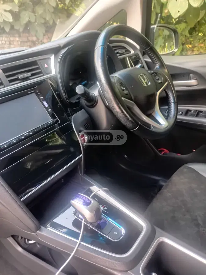 Honda Shuttle 2016 — photo 2