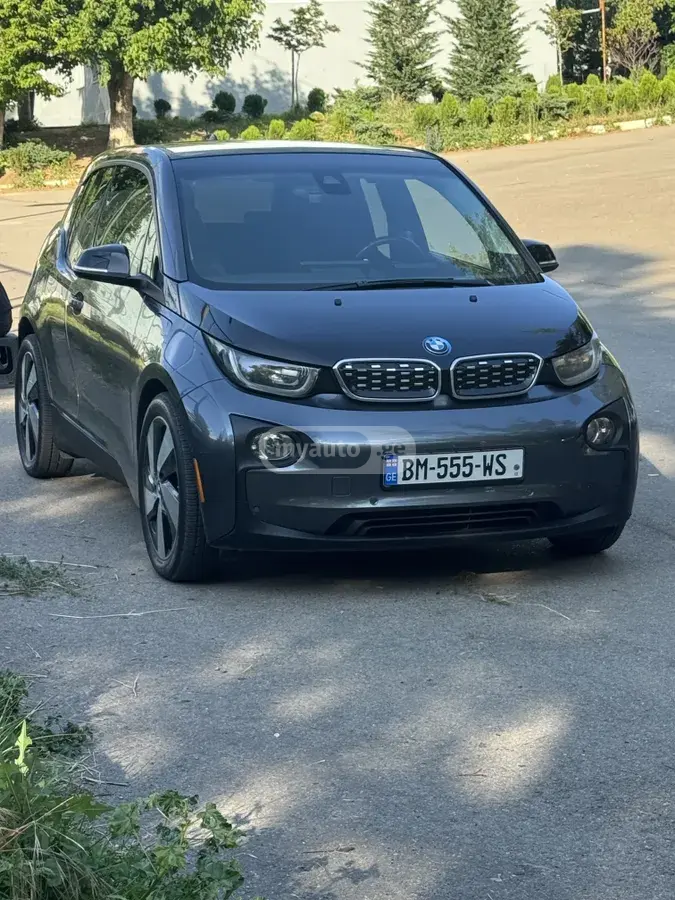 BMW i3