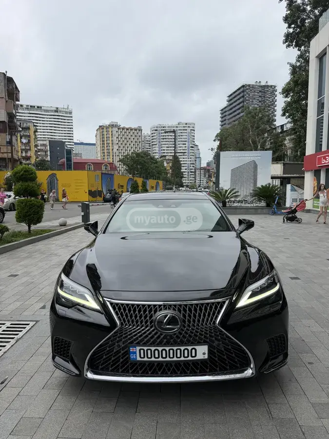 Lexus LS 500