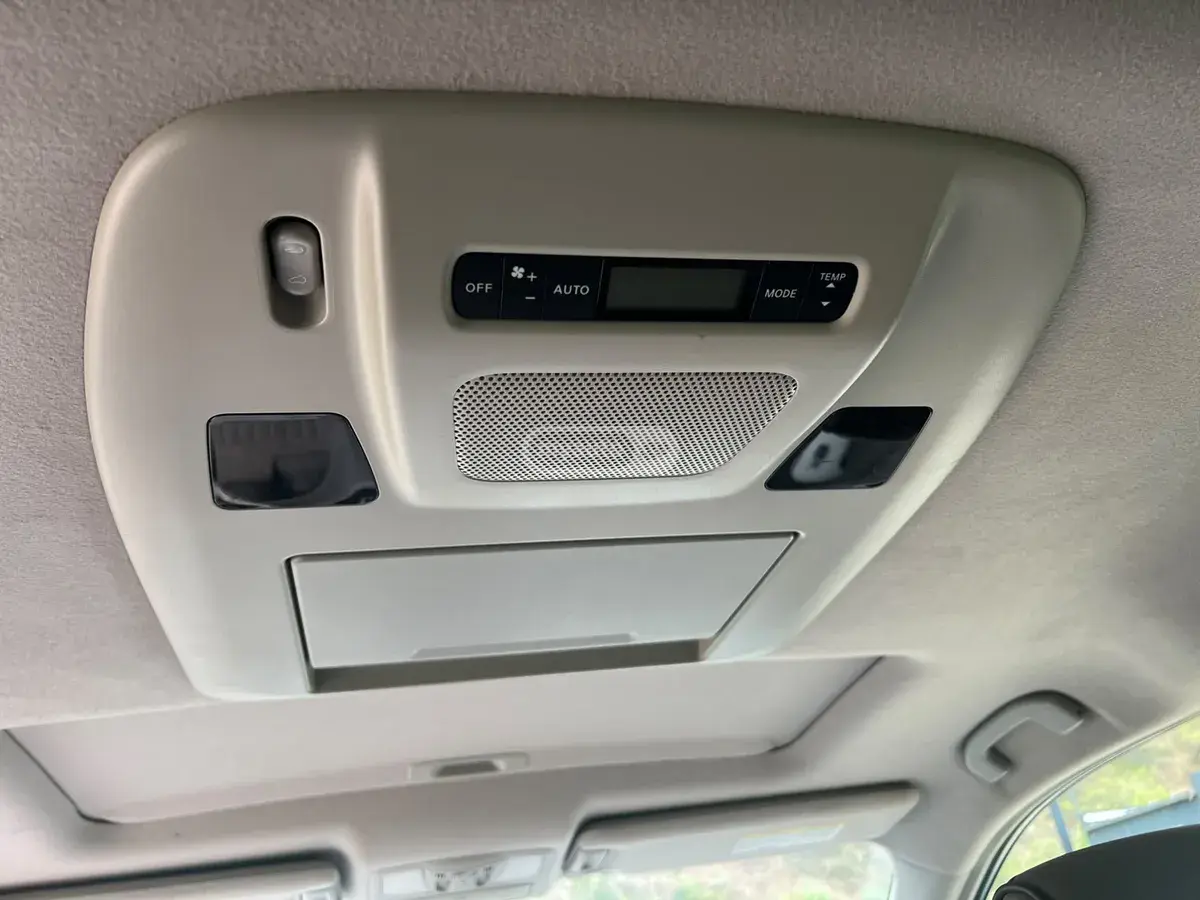 Nissan Quest 2013 — photo 2