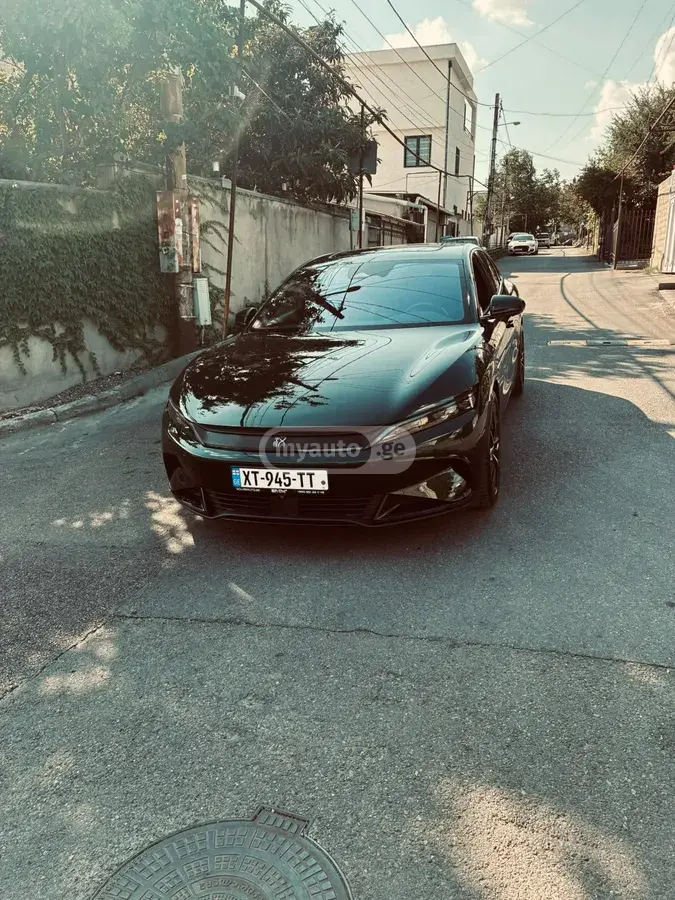 BYD Han 2022 — photo 2