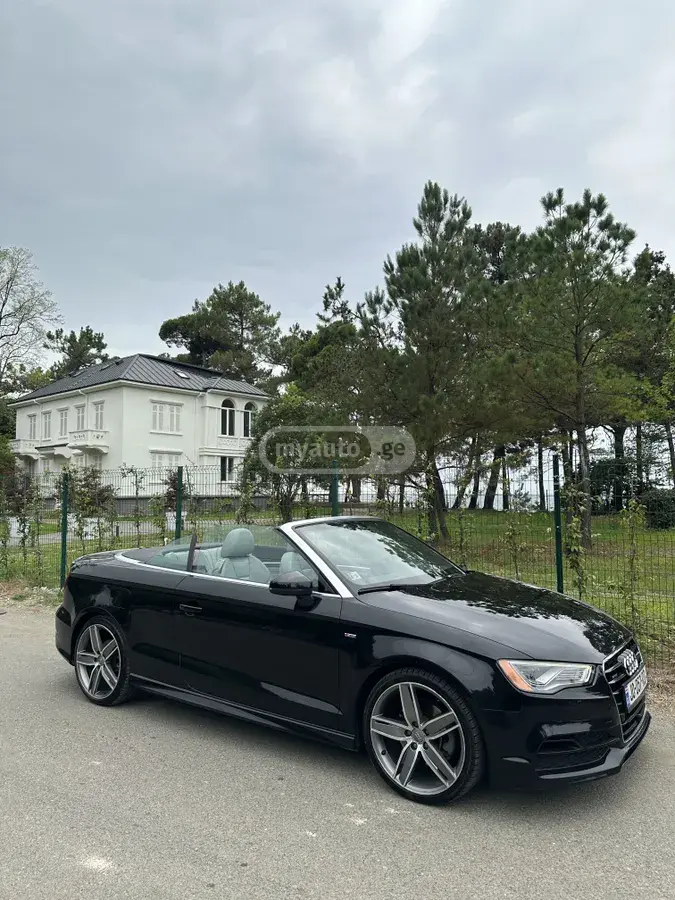 Audi A3 2015 — photo 2