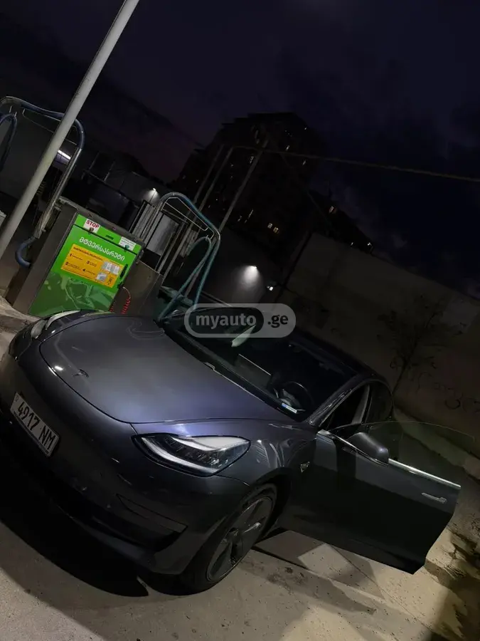 Tesla Model 3 2020 — photo 2