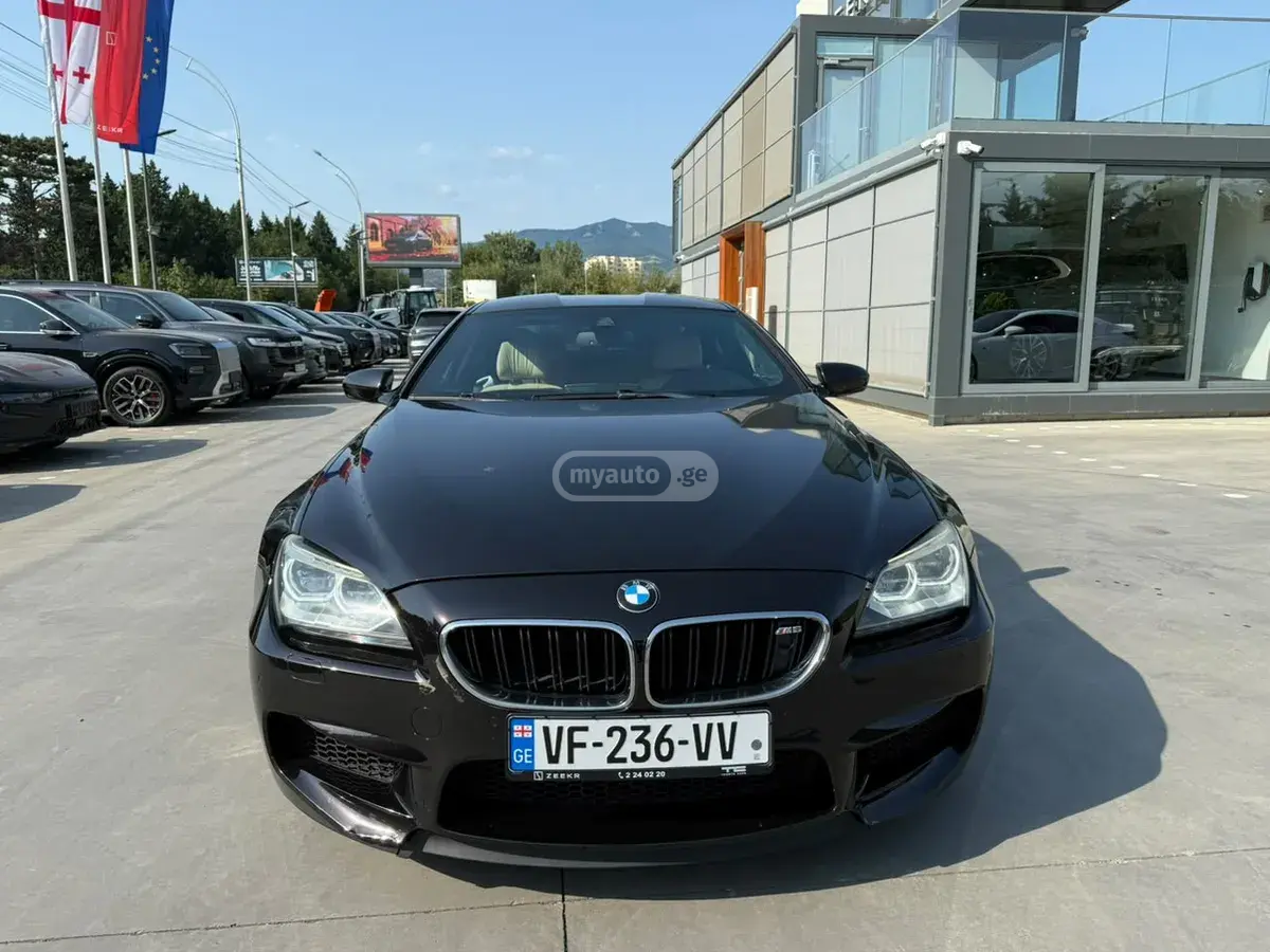 BMW M6 2012 — photo 2