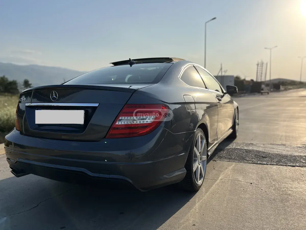 Mercedes-Benz C 250