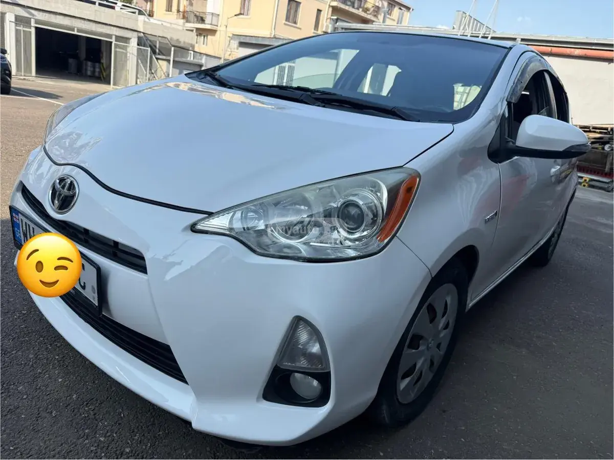 Toyota Prius C