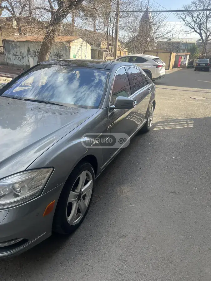Mercedes-Benz S 550 2012 — photo 2