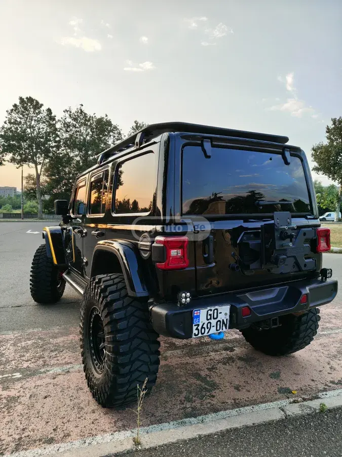Jeep Wrangler 2022 — photo 2