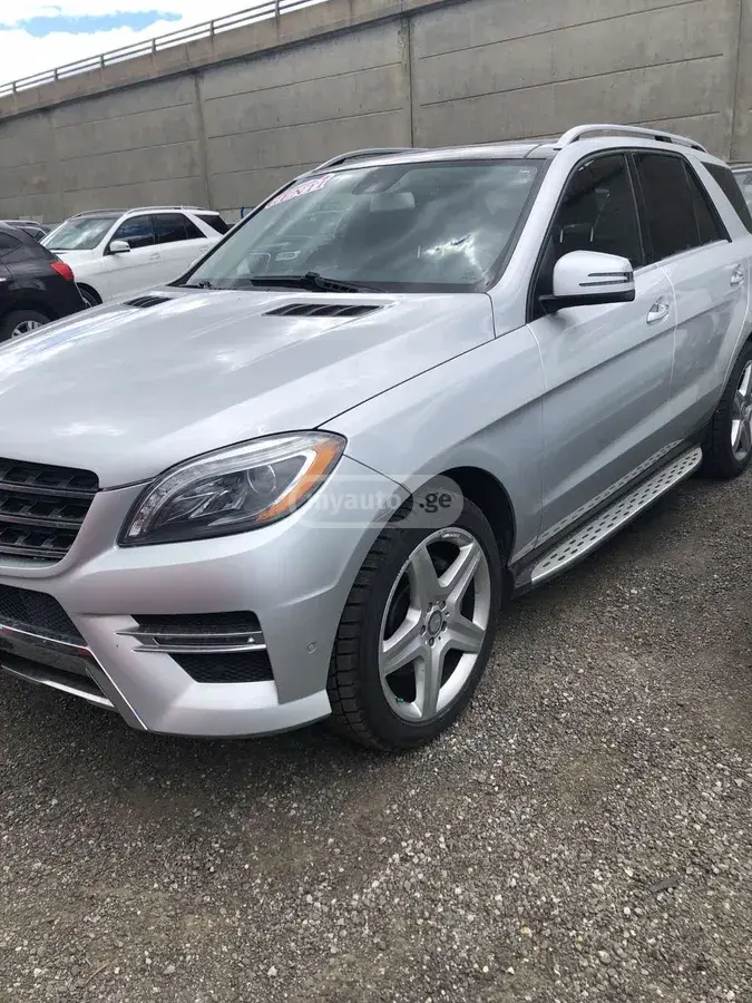 Mercedes-Benz ML 350