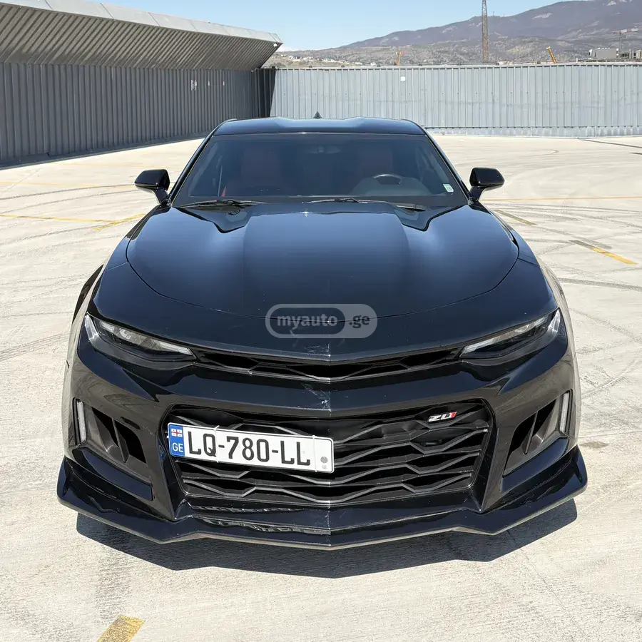 Chevrolet Camaro 2022 — photo 2