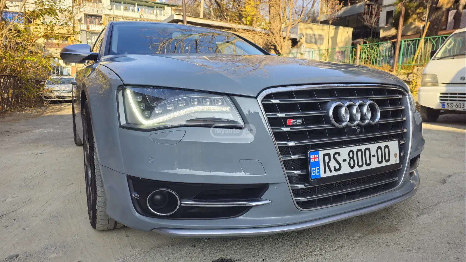 Audi S8