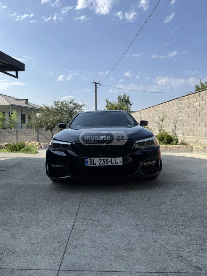 BMW 530