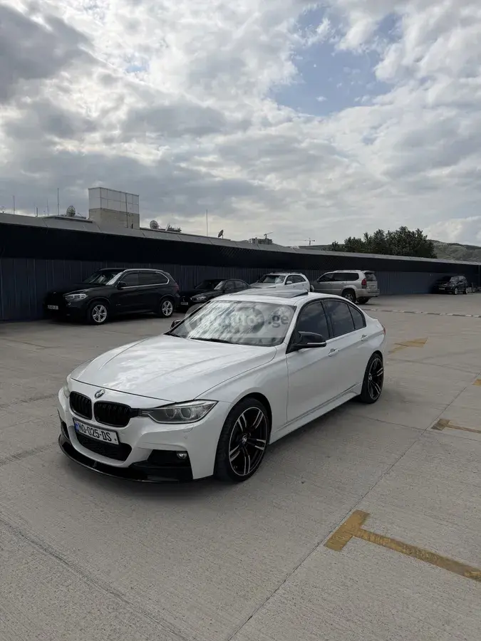 BMW 328 2014 — photo 2