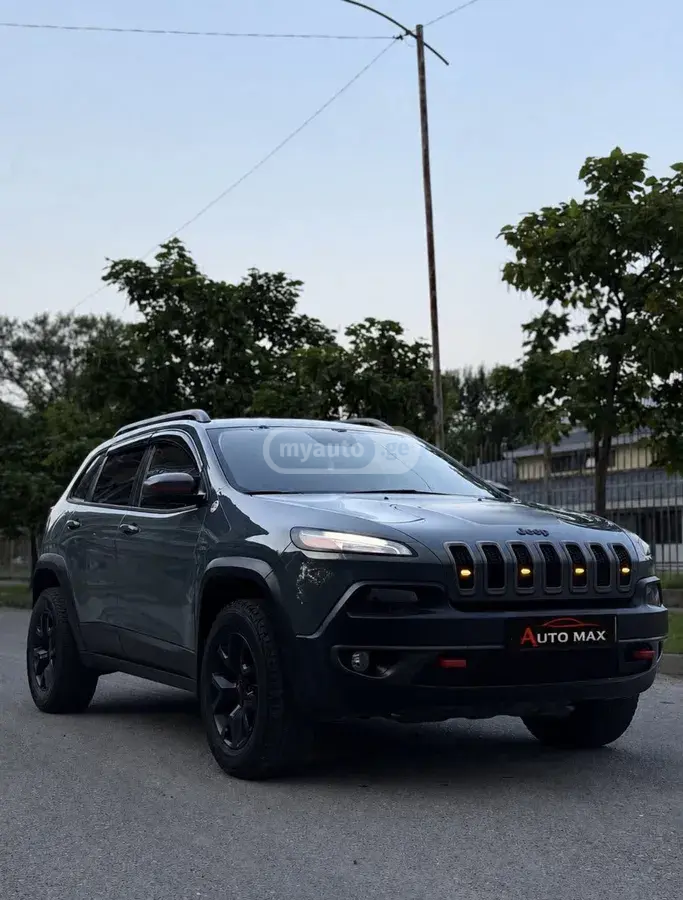 Jeep Cherokee 2015 — photo 2
