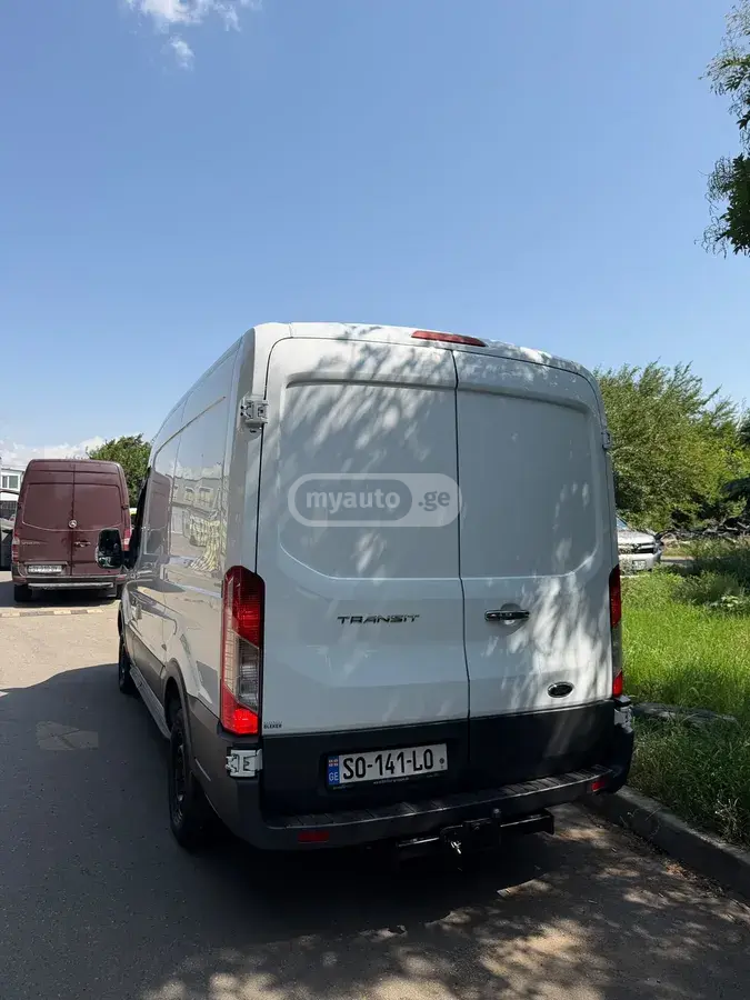 Ford Transit 2014 — photo 2