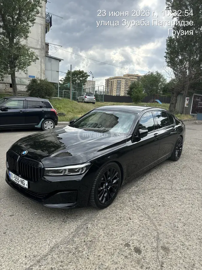 BMW 750 2020 — photo 2