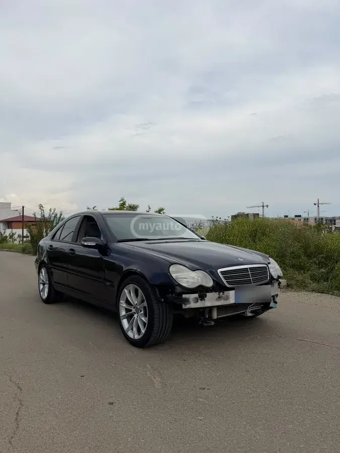 Mercedes-Benz C 180 2002 — photo 2