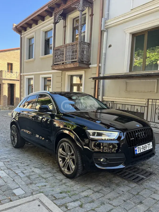 Audi Q3 2014 — photo 2