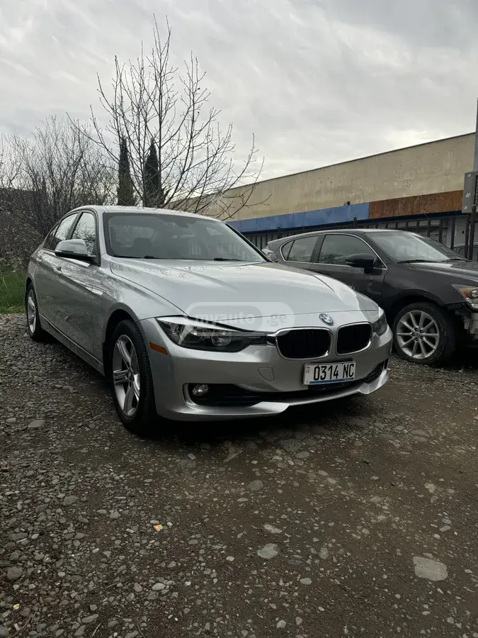 BMW 320