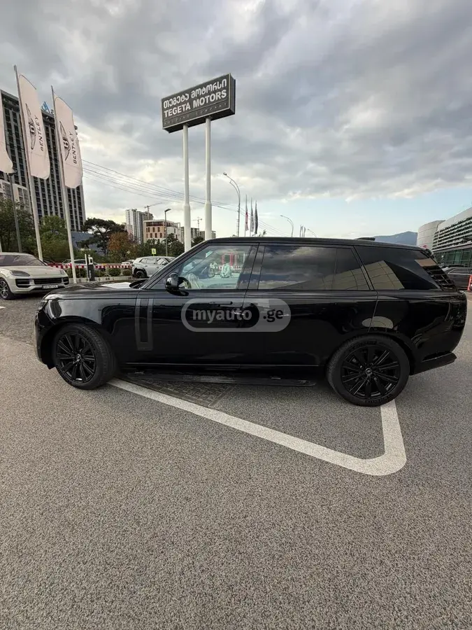 Land Rover Range Rover 2025 — photo 2