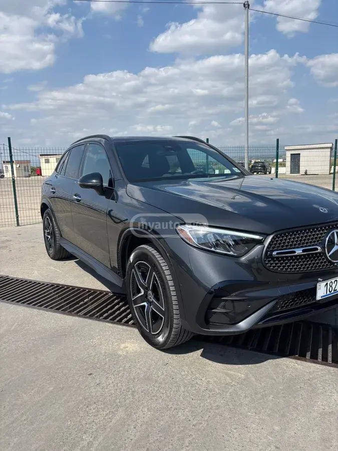 Mercedes-Benz GLC 300