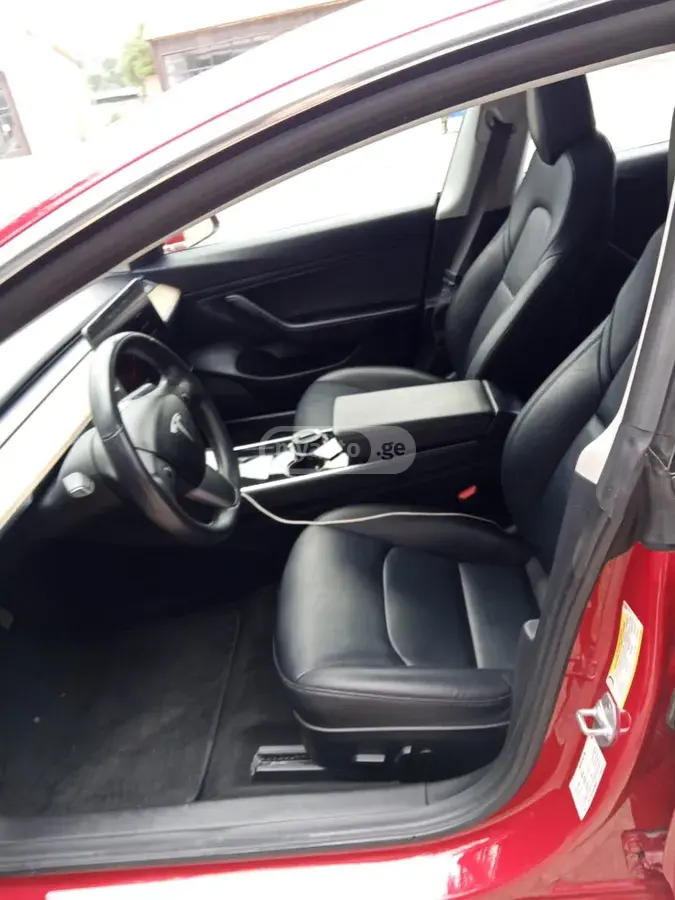 Tesla Model 3 2018 — photo 2