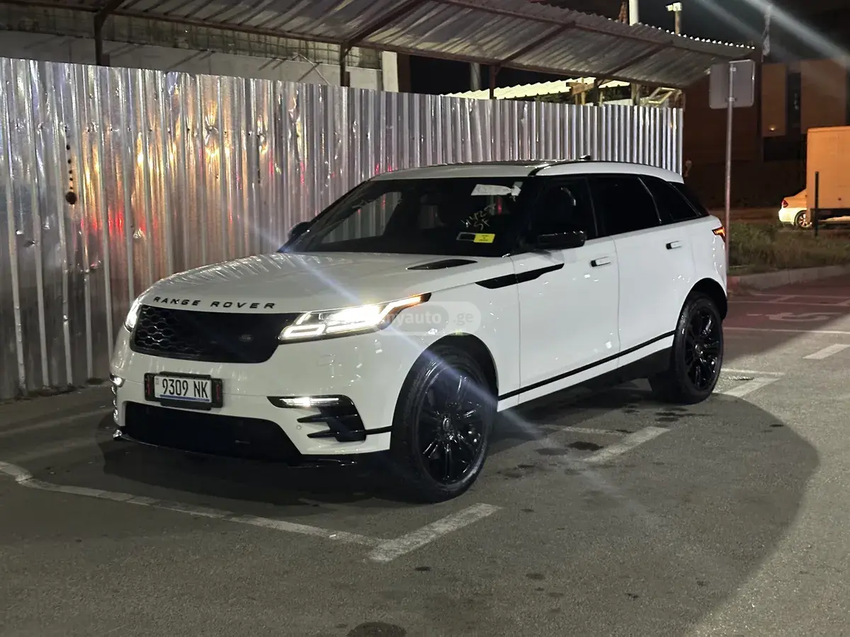 Land Rover Range Rover Velar 2022 — photo 2