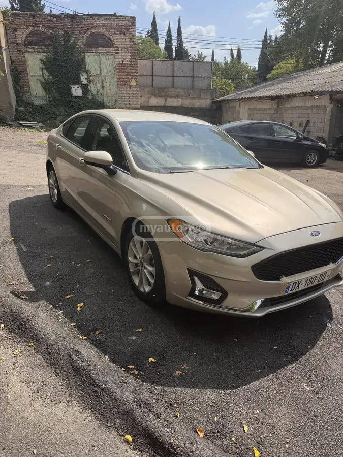 Ford Fusion