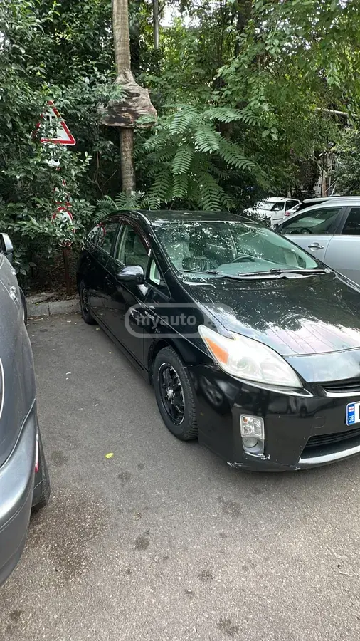 Toyota Prius 2010 — photo 2