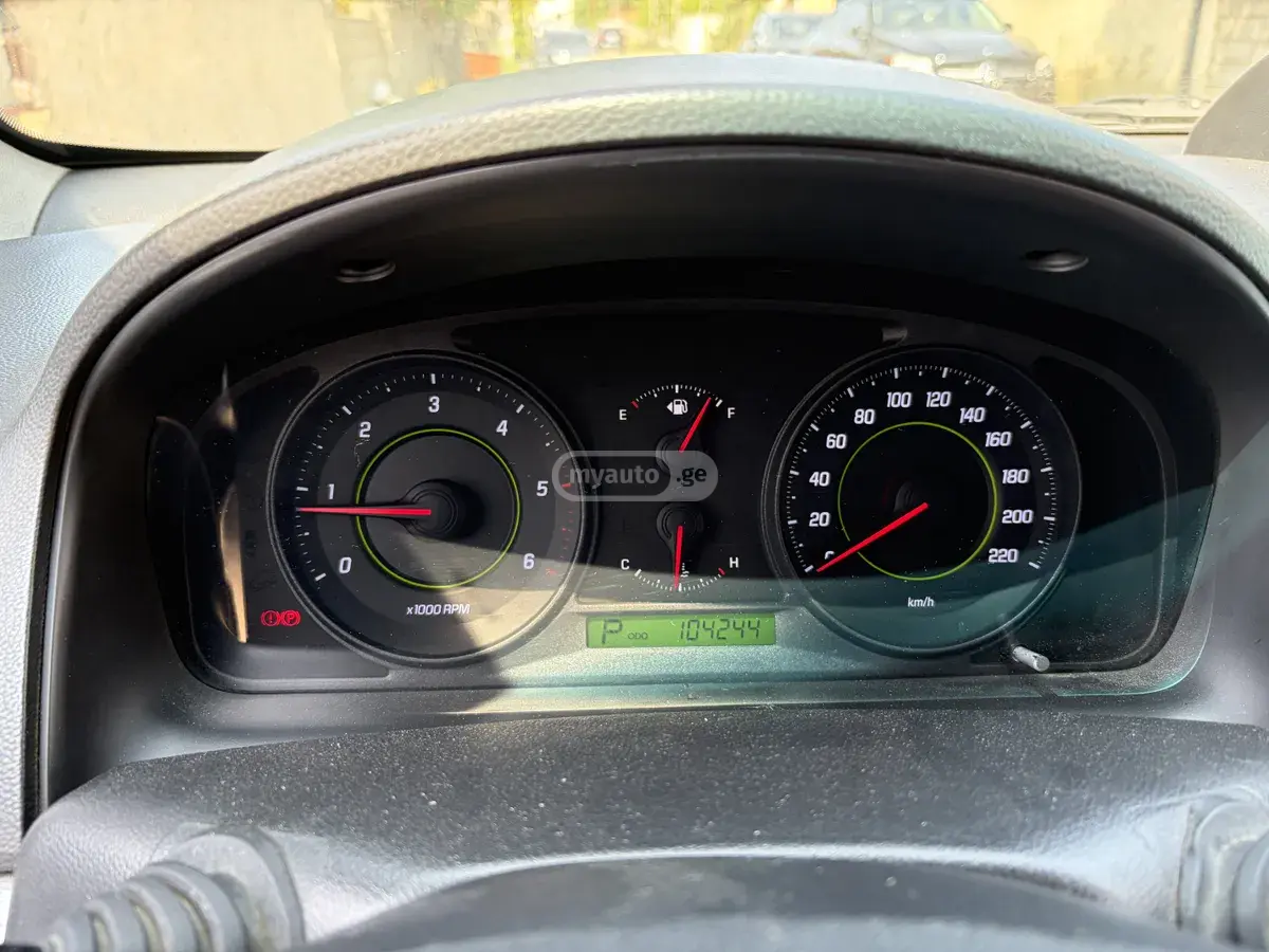 Chevrolet Captiva 2010 — photo 2