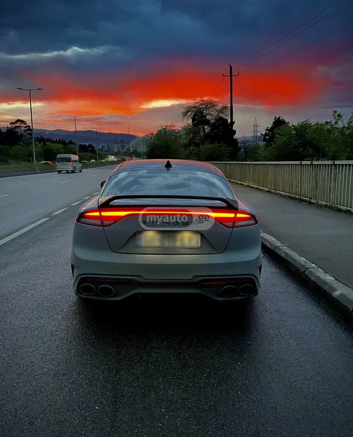Kia Stinger 2021 — photo 2