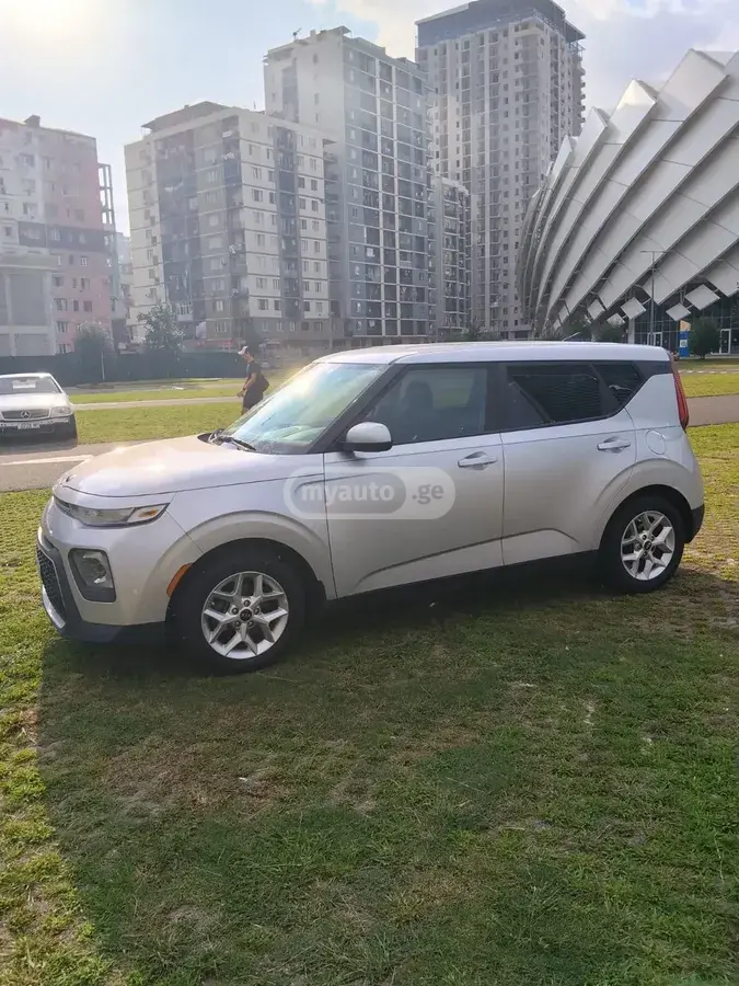 Kia Soul 2021 — photo 2