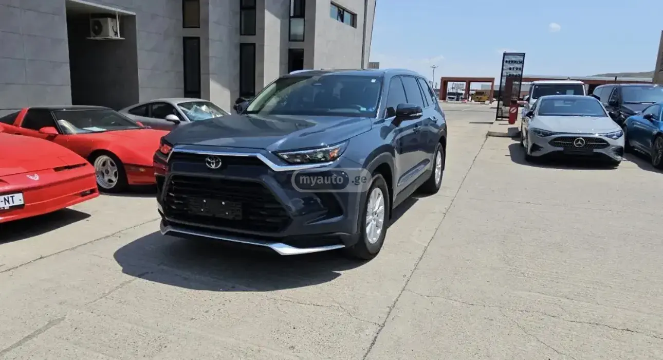 Toyota Grand Highlander 2025 — photo 2
