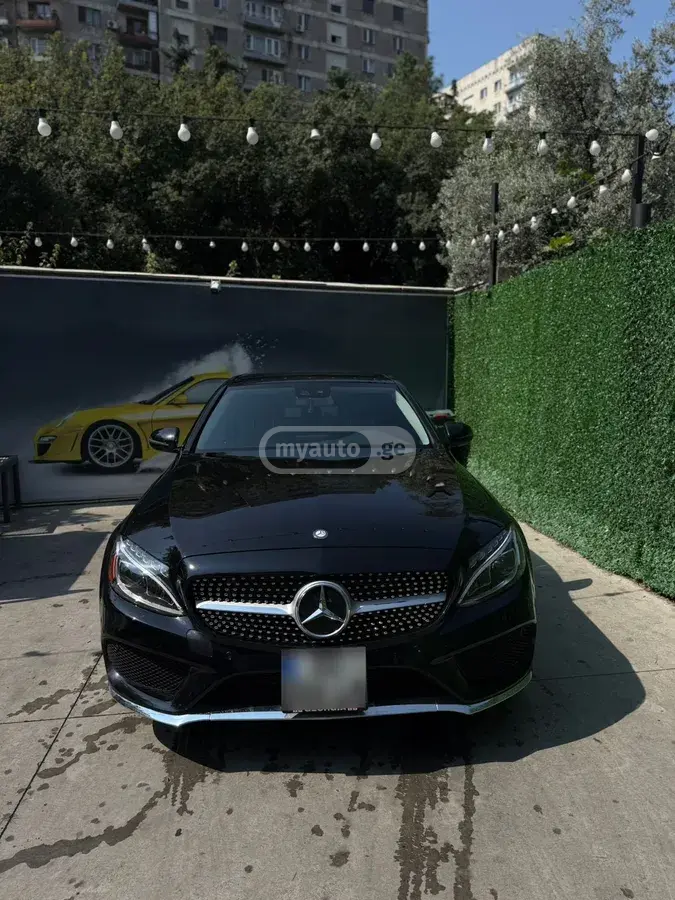 Mercedes-Benz C 300 2016 — photo 2