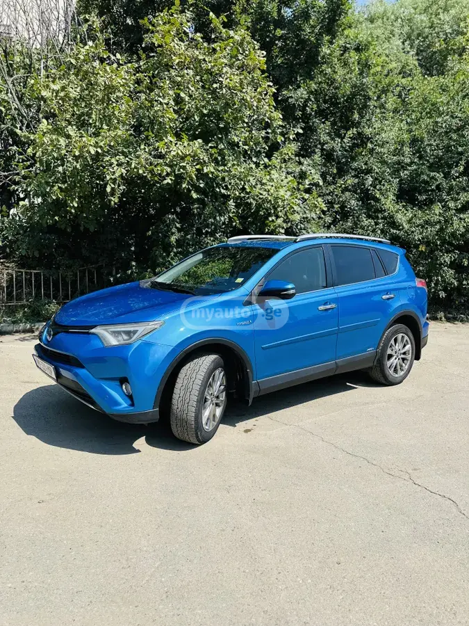 Toyota RAV4 2016 — photo 2