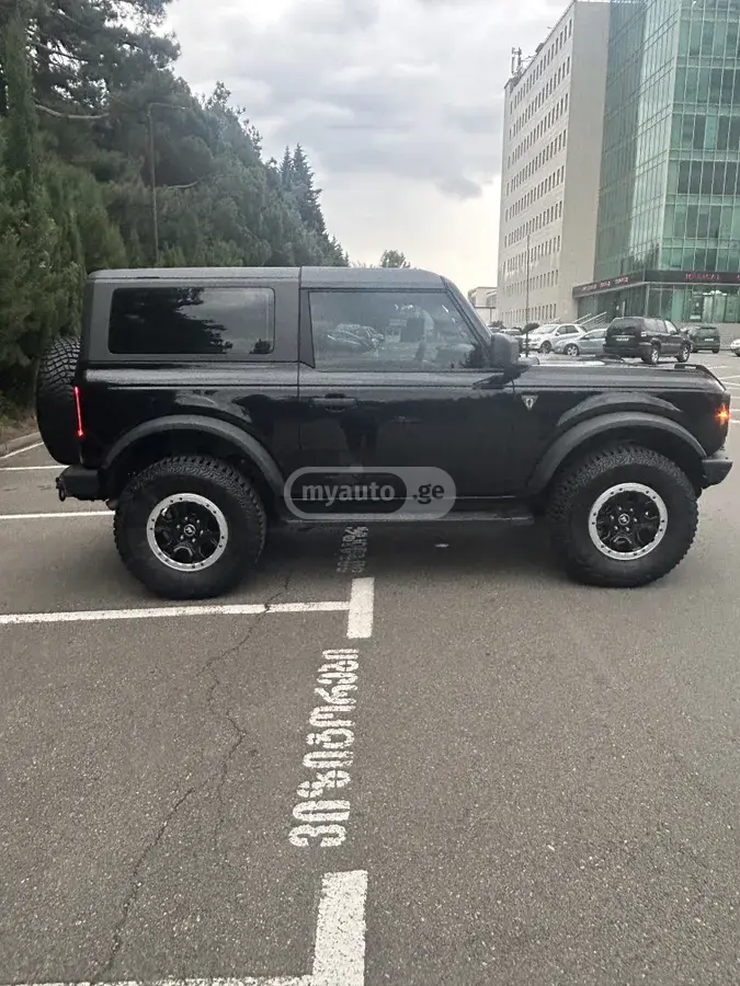 Ford Bronco 2022 — photo 2