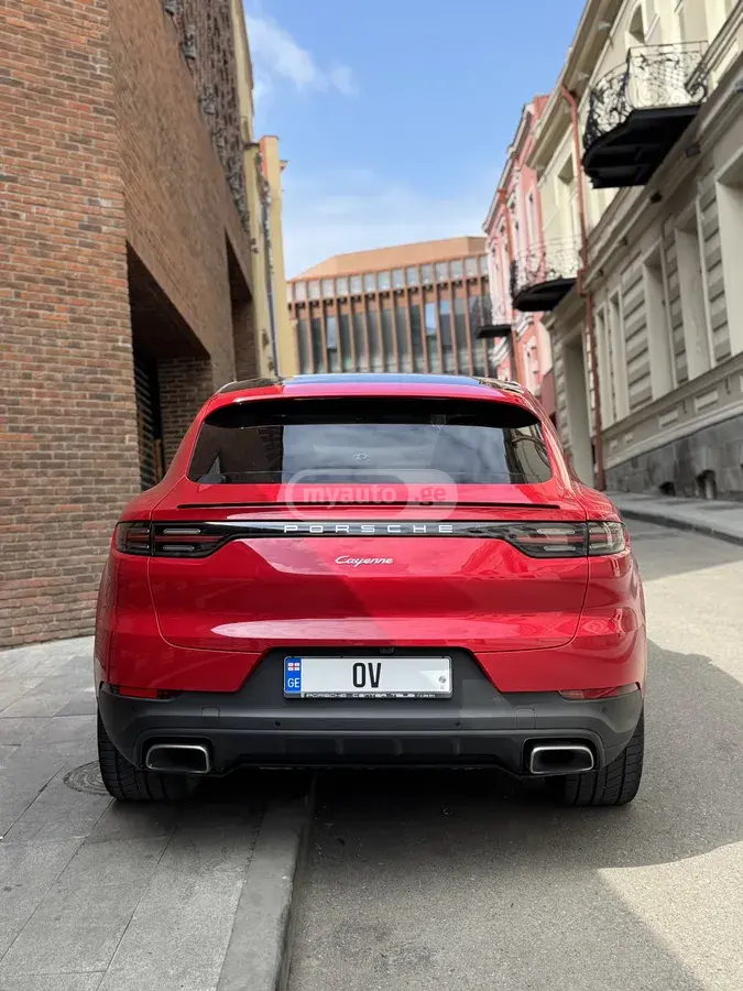 Porsche Cayenne 2021 — photo 2
