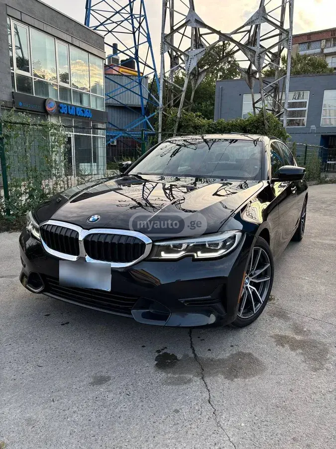BMW 330