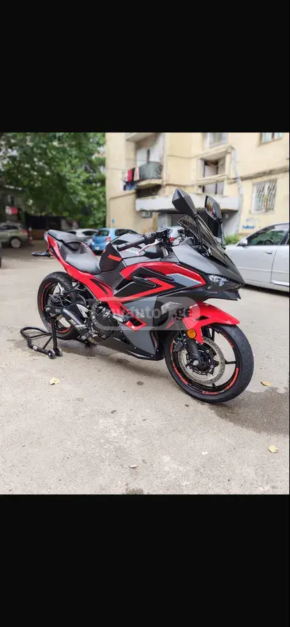 Kawasaki Ninja 500