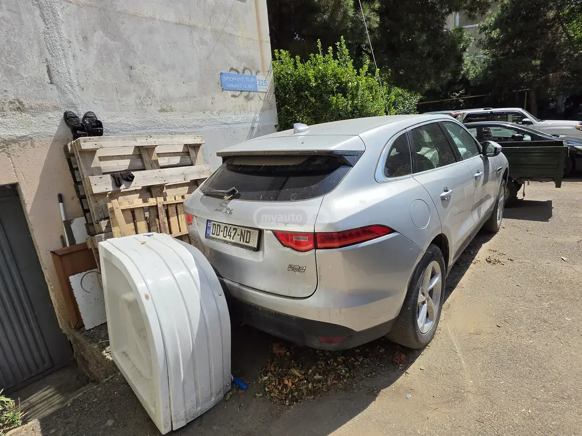 Jaguar F-Pace 2017 — photo 2