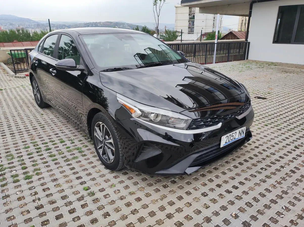 Kia Forte 2022 — photo 2