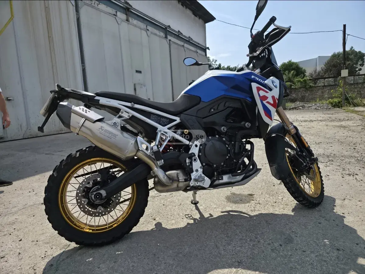 BMW F 900 GS 2024 — photo 2