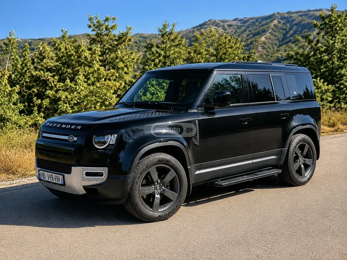 Land Rover Defender 110