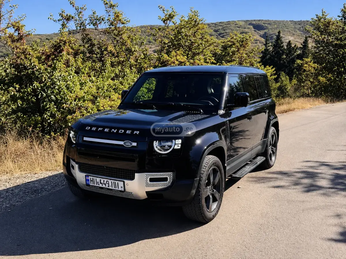 Land Rover Defender 110 2023 — photo 2