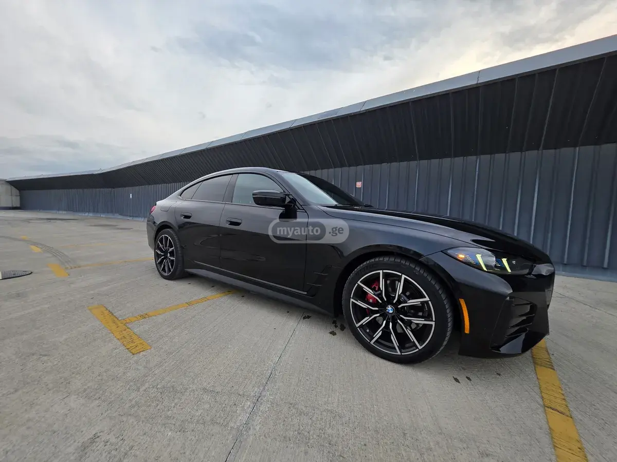 BMW i4 2024 — photo 2
