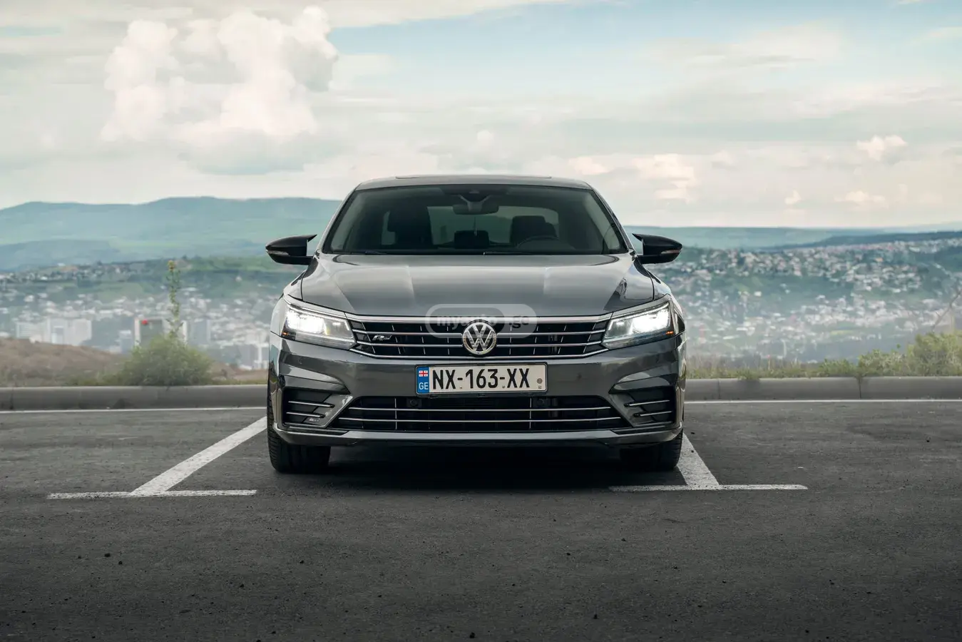 Volkswagen Passat 2025 — photo 2